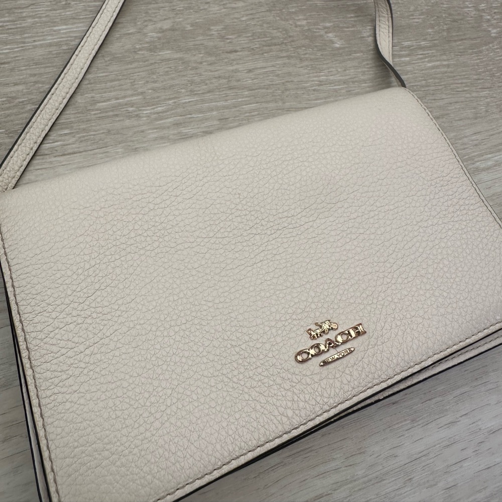 Coach cross bag.